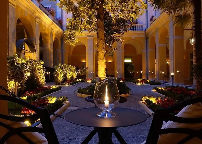 Palazzo Cardinal Cesi Hotel
