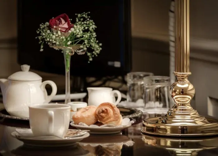 Palazzo Cardinal Cesi Hotel 4*